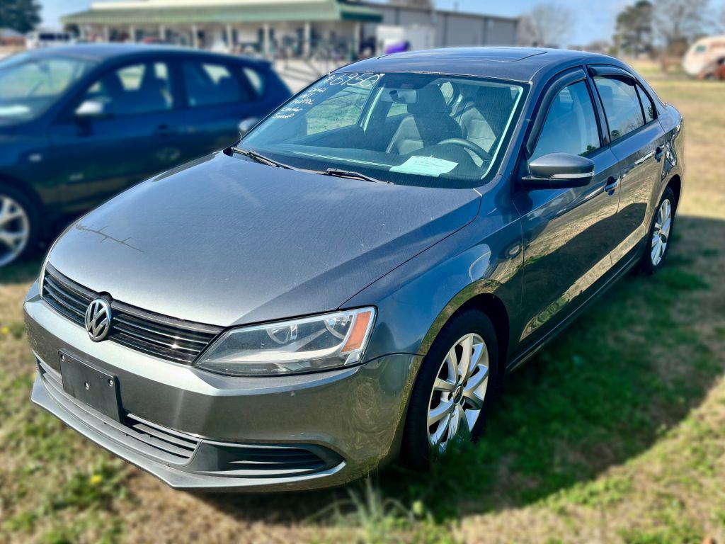 2012 Volkswagen Jetta - $4,950
