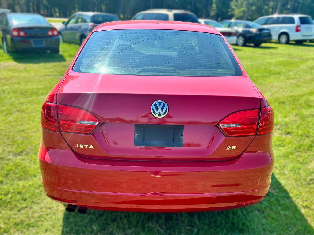 2013 Volkswagen Jetta - $5,950