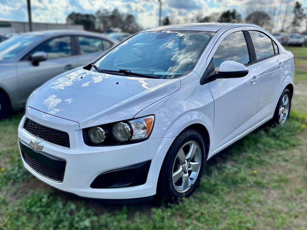 2013 Chevrolet Sonic - $4,250