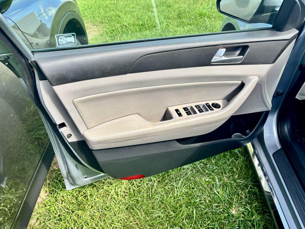 2015 Hyundai Sonata - $5,950