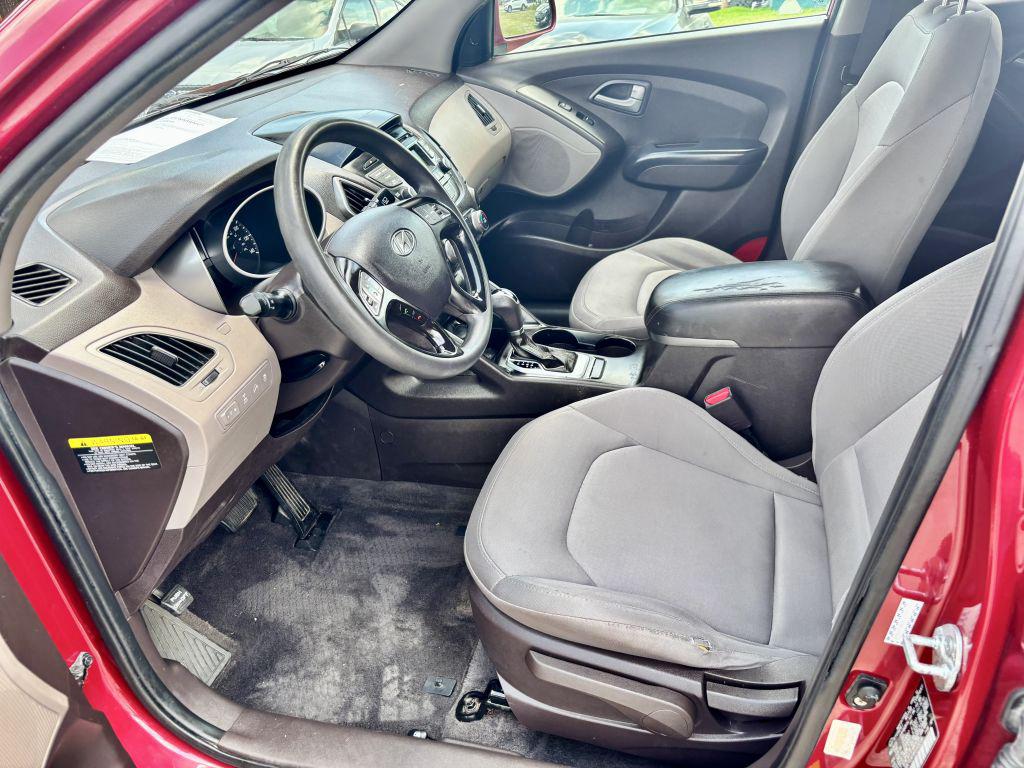 2015 Hyundai Tucson - $8,650