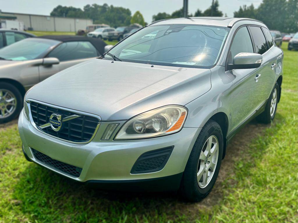 2011 Volvo XC60 - $3,950
