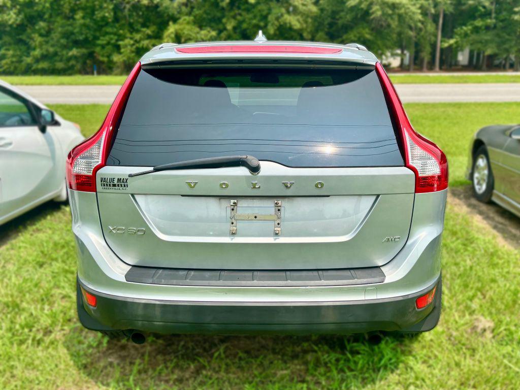 2011 Volvo XC60 - $3,950