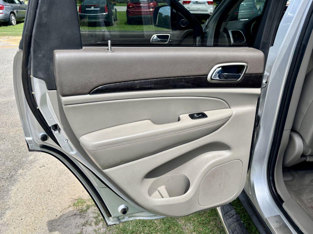 2011 Jeep Cherokee - $9,600