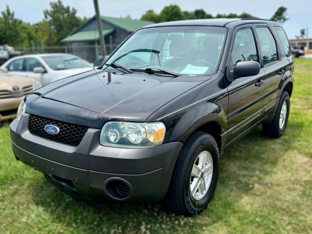 2005 Ford Escape - $4,250