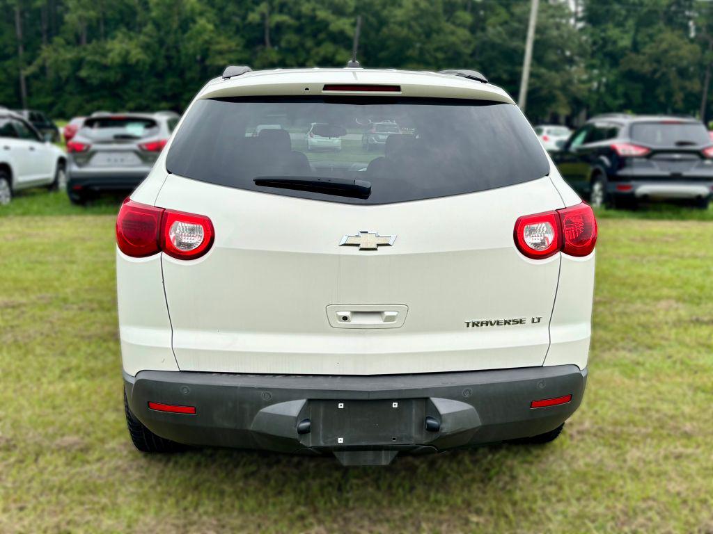 2010 Chevrolet Traverse - $4,650