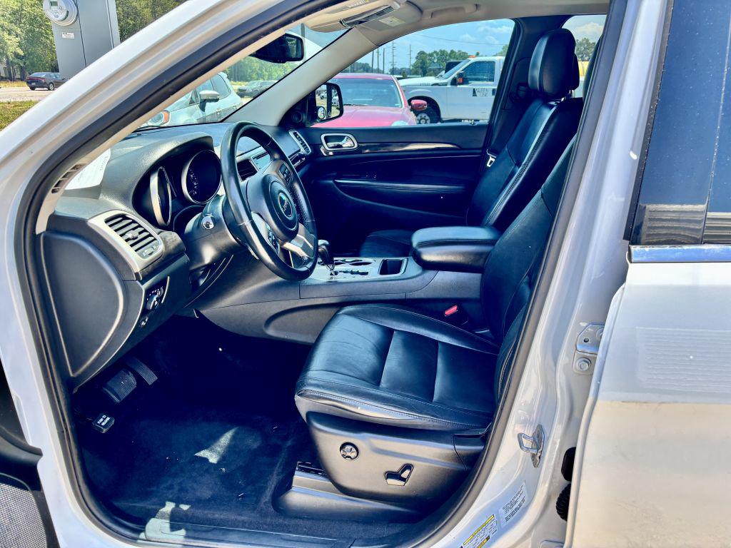 2013 Jeep Cherokee - $8,650