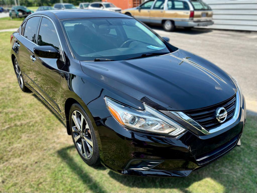 2016 Nissan Altima - $7,950