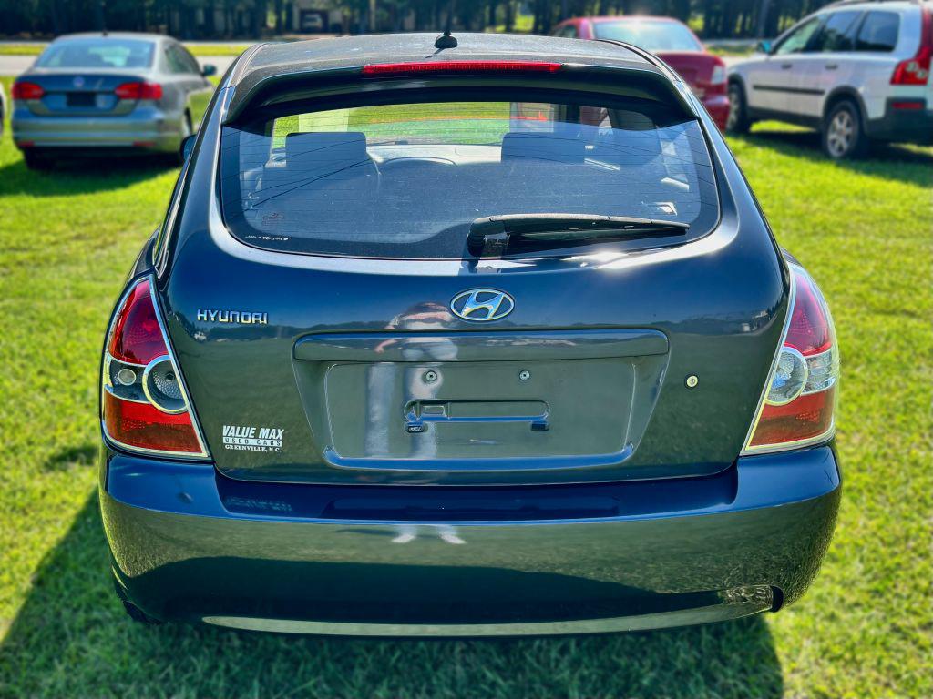 2011 Hyundai Accent - $3,950