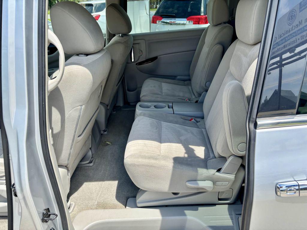 2013 Nissan Quest