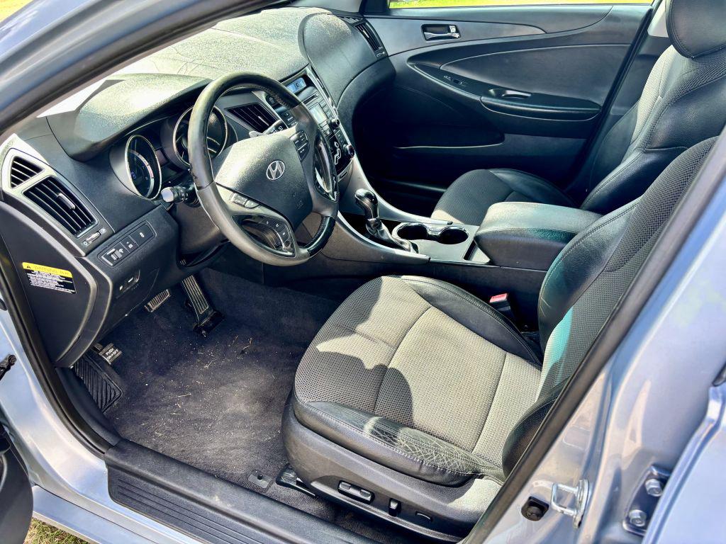 2012 Hyundai Sonata - $7,650