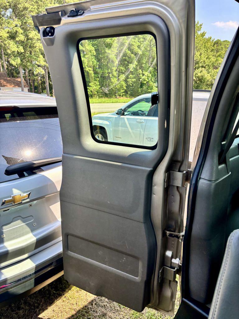 2003 GMC Savana - $8,950