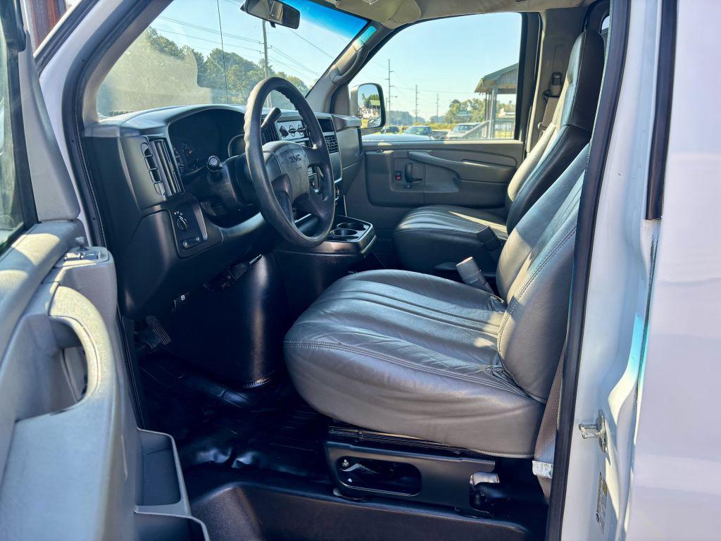 2005 GMC Savana - $12,000