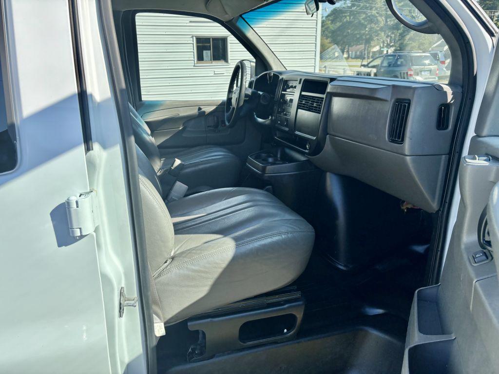 2005 GMC Savana - $12,000