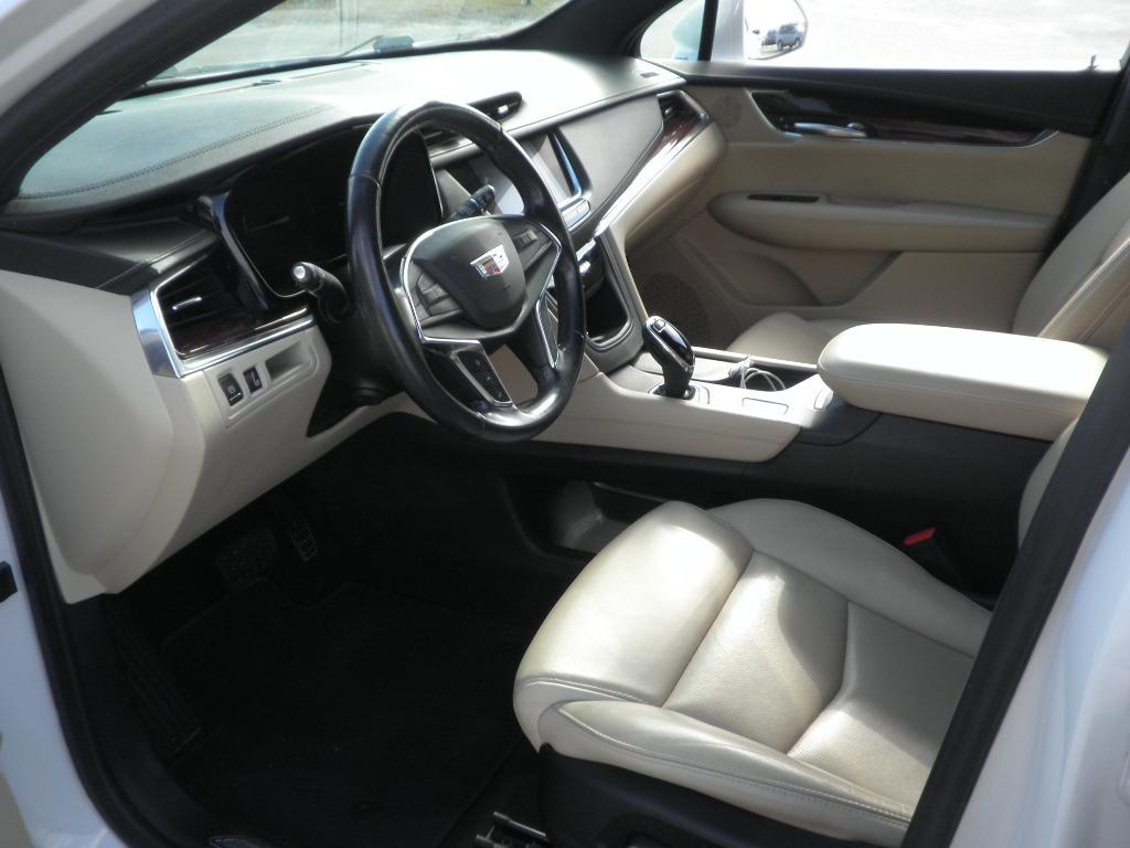 2018 Cadillac XT5 Luxury photo