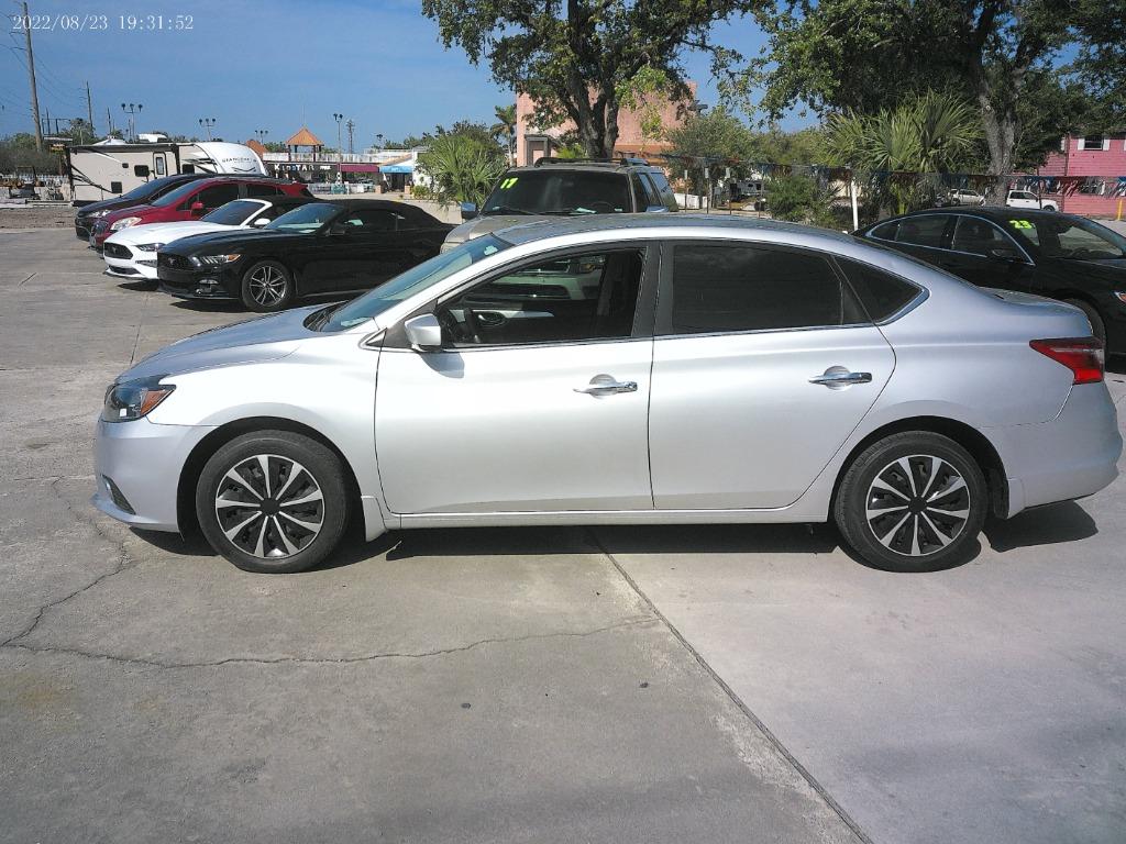 2019 Nissan Sentra S photo