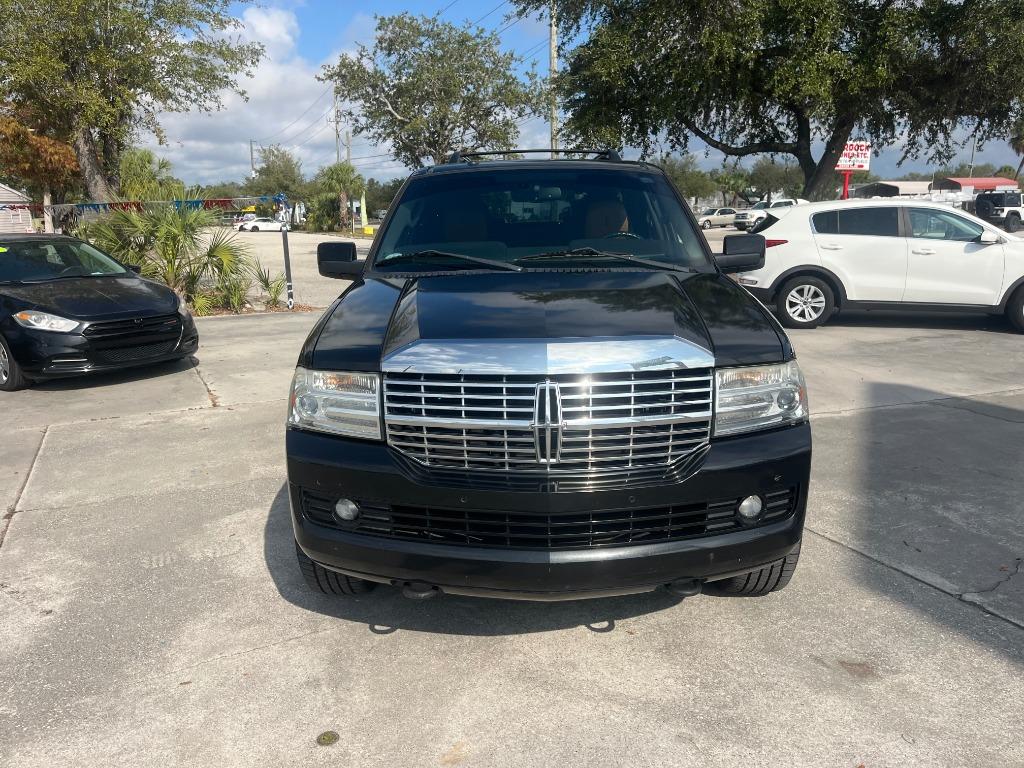 2013 Lincoln Navigator - $8,495