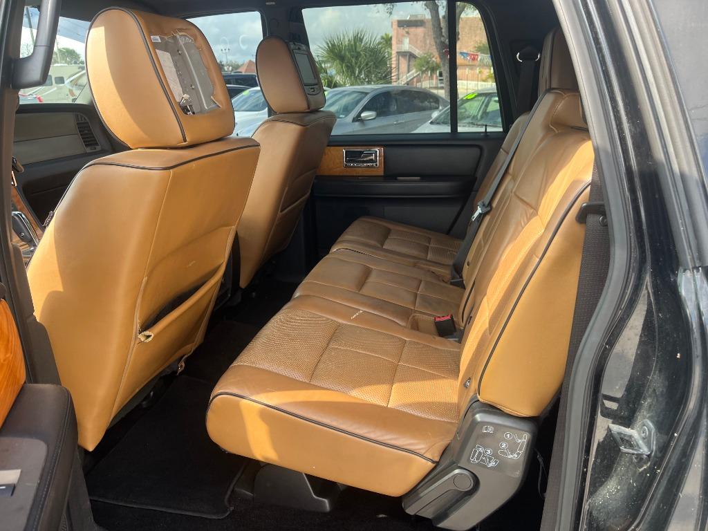 2013 Lincoln Navigator - $8,495