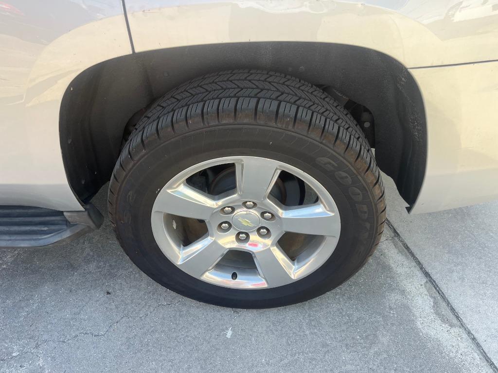 2015 Chevrolet Tahoe - $13,995