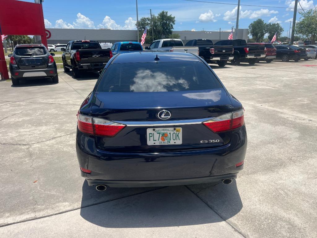 2013 Lexus ES - $14,995