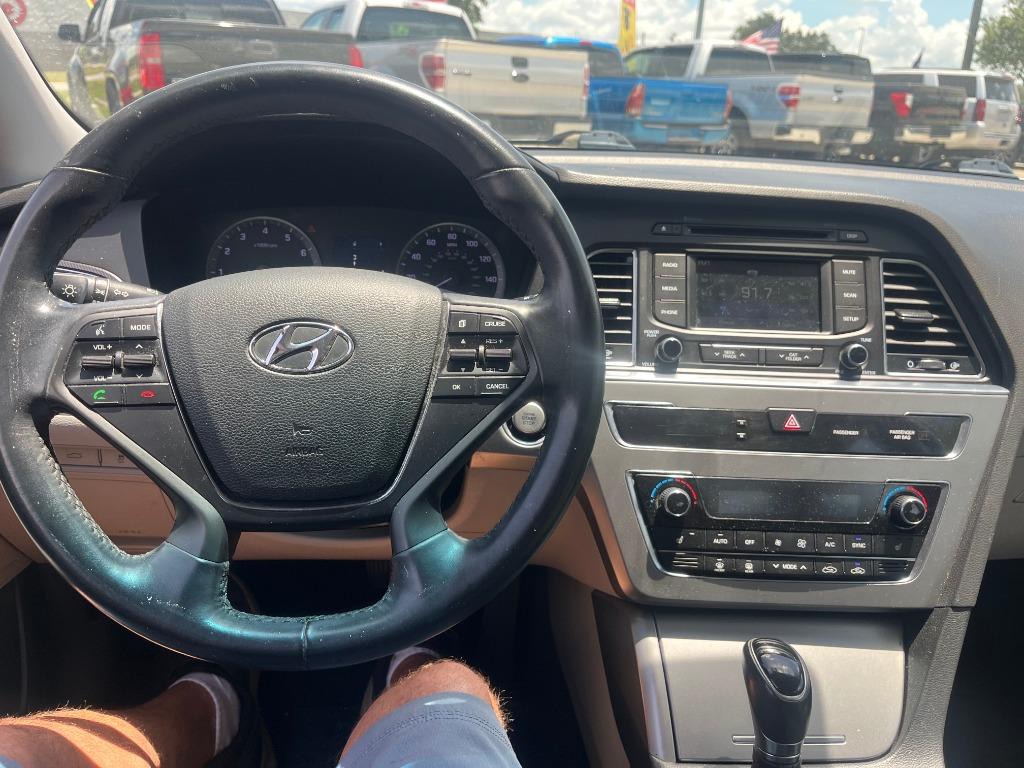 2015 Hyundai Sonata - $10,995