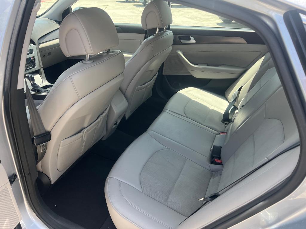 2015 Hyundai Sonata - $10,995