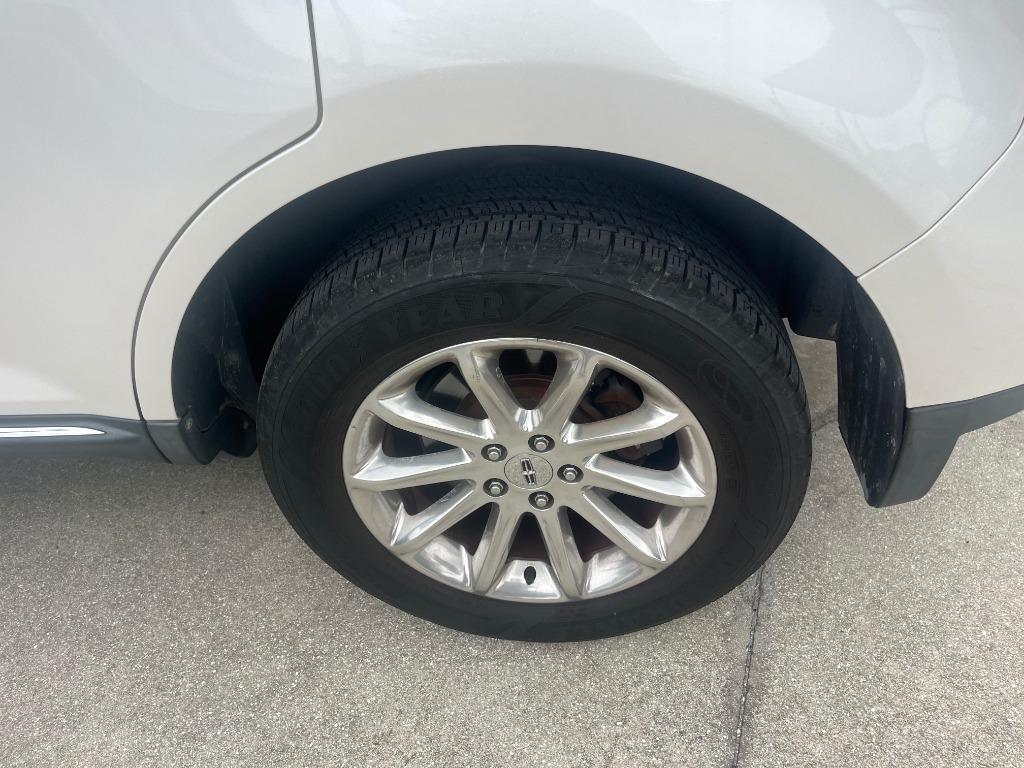 2013 Lincoln MKX - $10,995