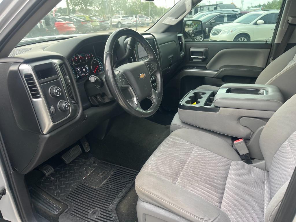 2017 Chevrolet Silverado - $15,995