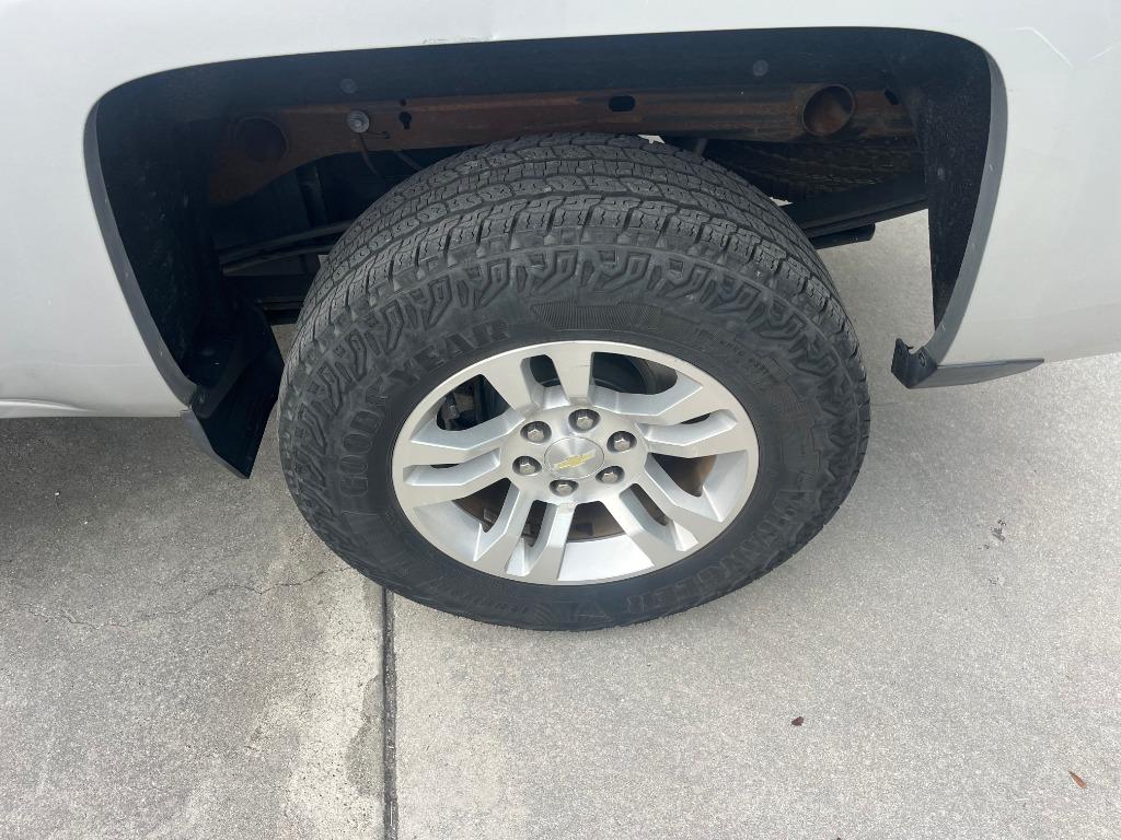 2017 Chevrolet Silverado - $15,995