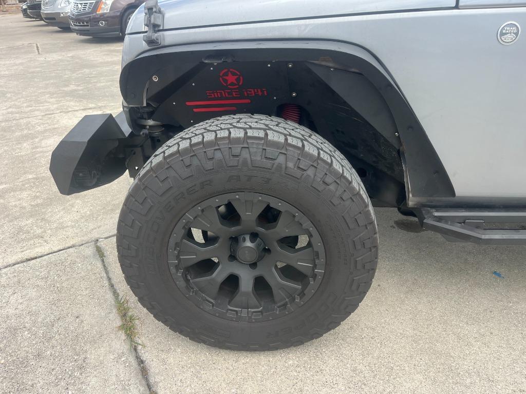 2014 Jeep Wrangler - $14,995