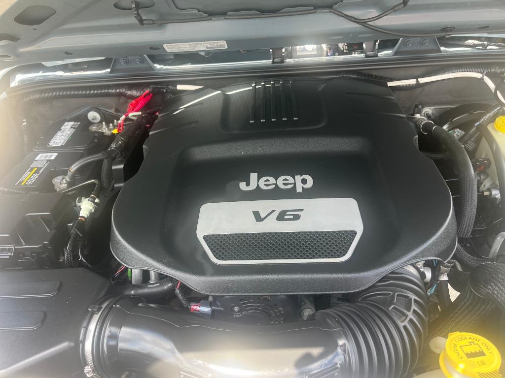 2014 Jeep Wrangler - $18,995