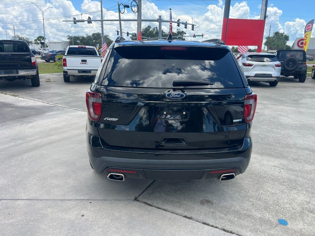 2017 Ford Explorer - $14,995