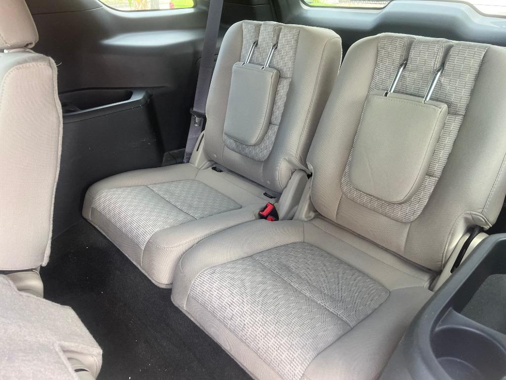 2015 Ford Explorer - $13,995
