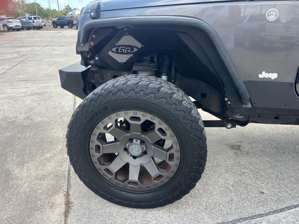 2016 Jeep Wrangler - $13,995