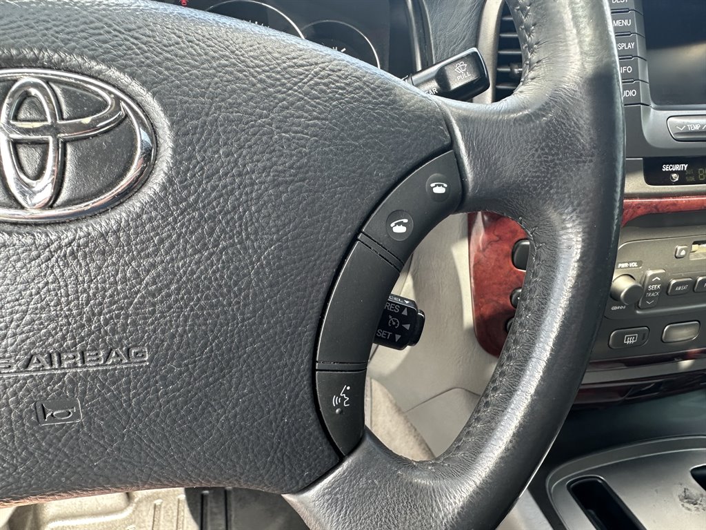 2006 Toyota Land Cruiser photo