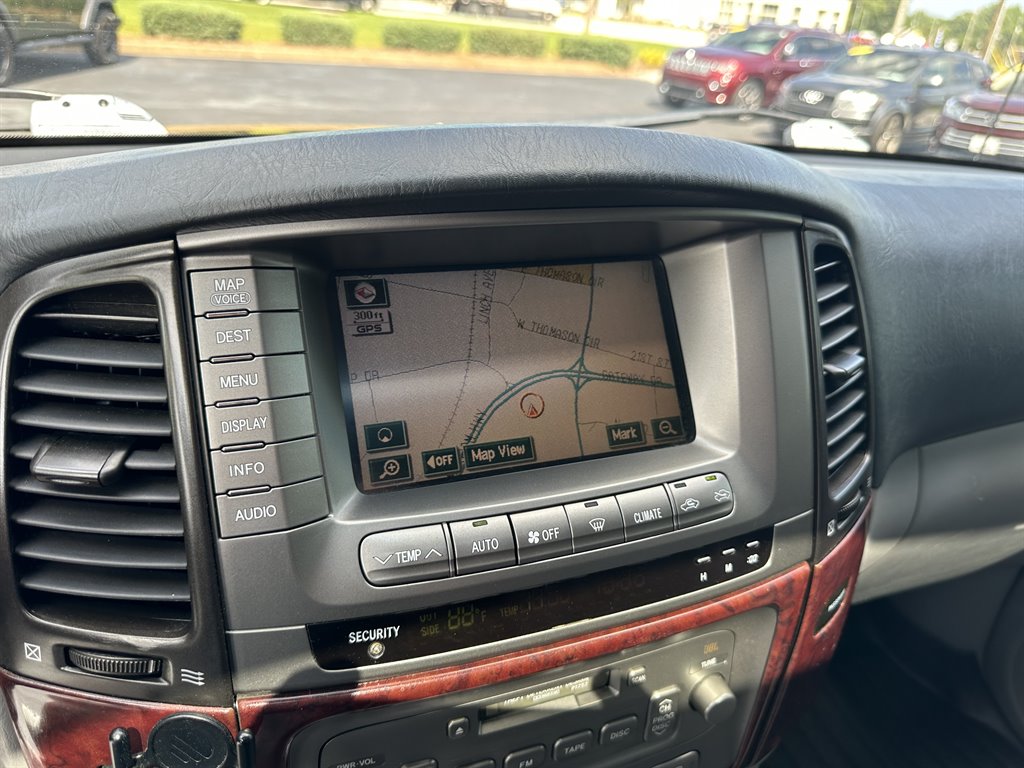 2006 Toyota Land Cruiser photo