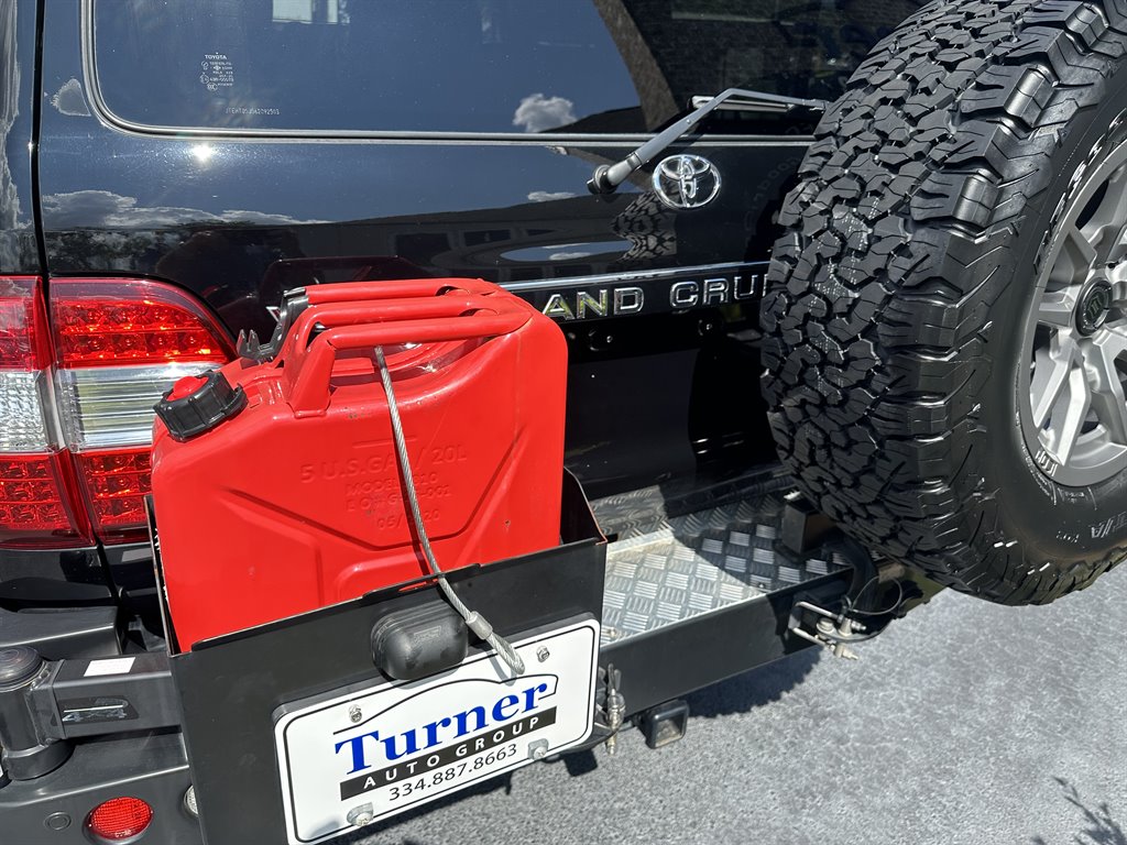 2006 Toyota Land Cruiser photo