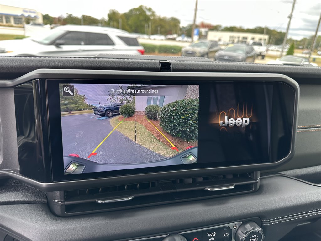 2024 Jeep Gladiator - $46,299