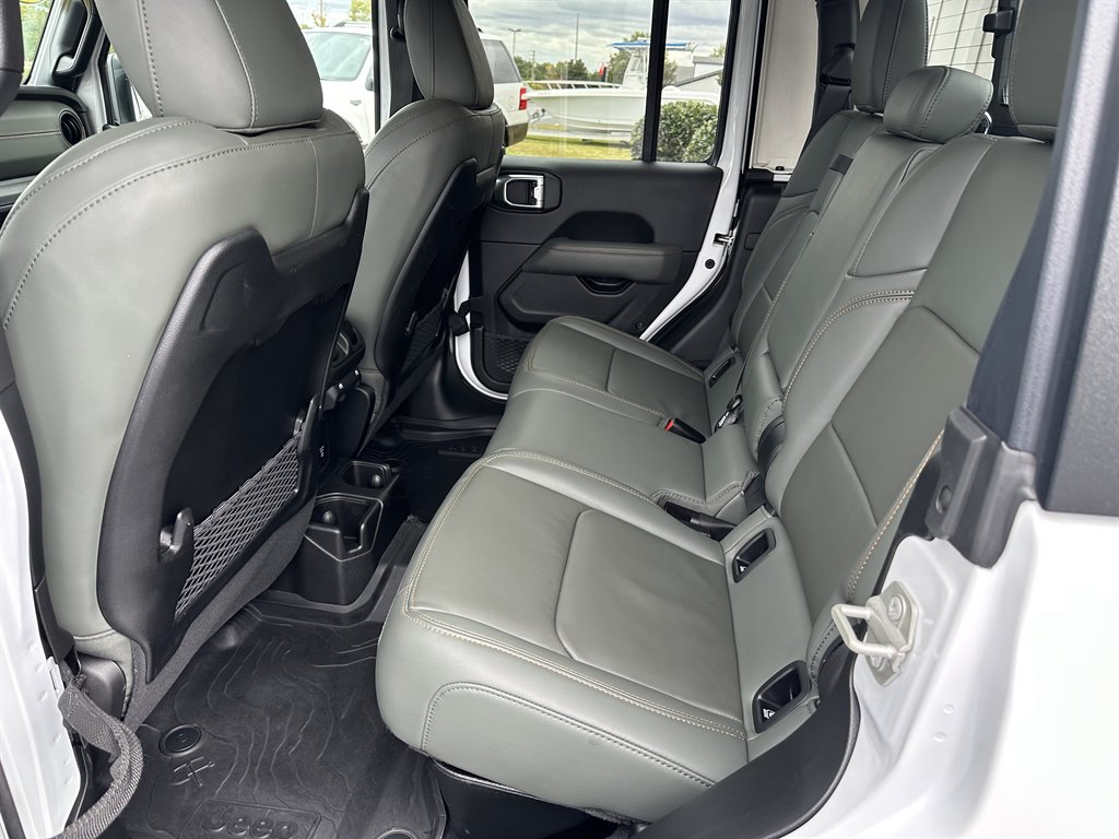 2024 Jeep Gladiator - $46,299