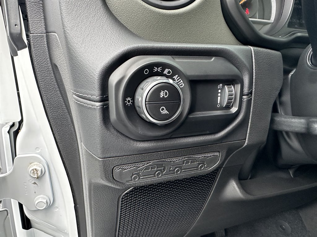 2024 Jeep Gladiator - $46,299