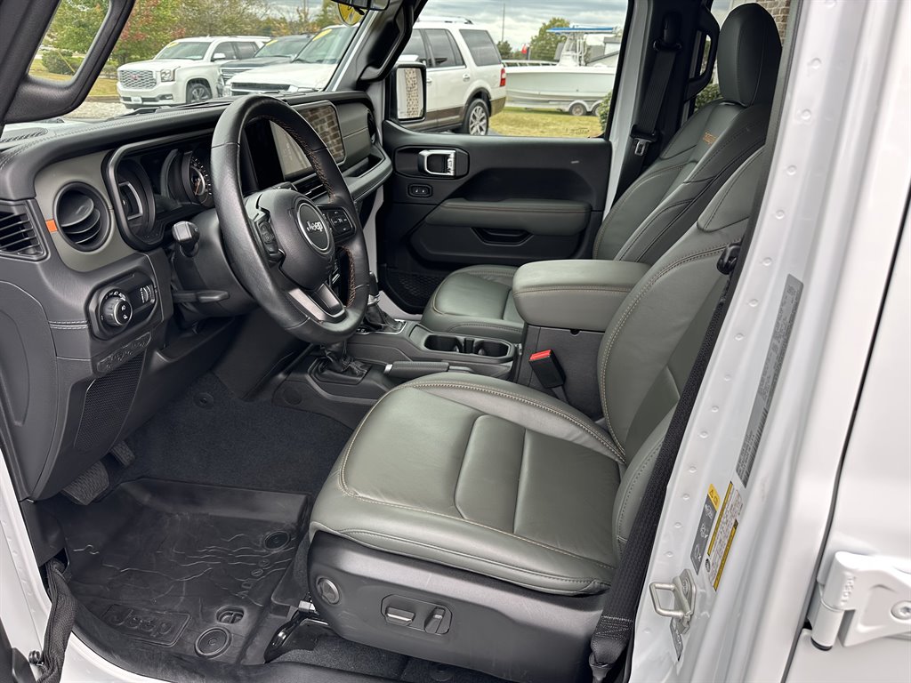 2024 Jeep Gladiator - $46,299