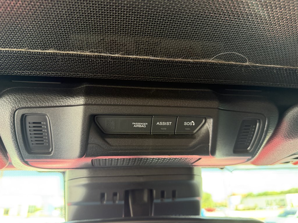 2025 Jeep Wrangler - $34,000