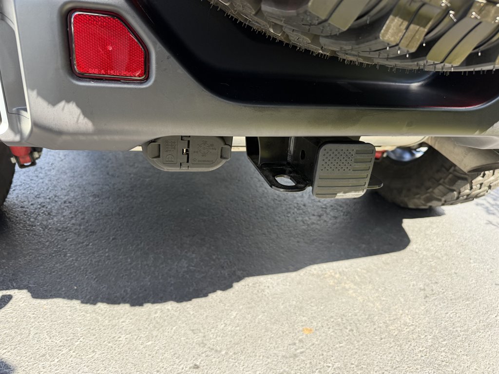 2025 Jeep Wrangler - $34,000