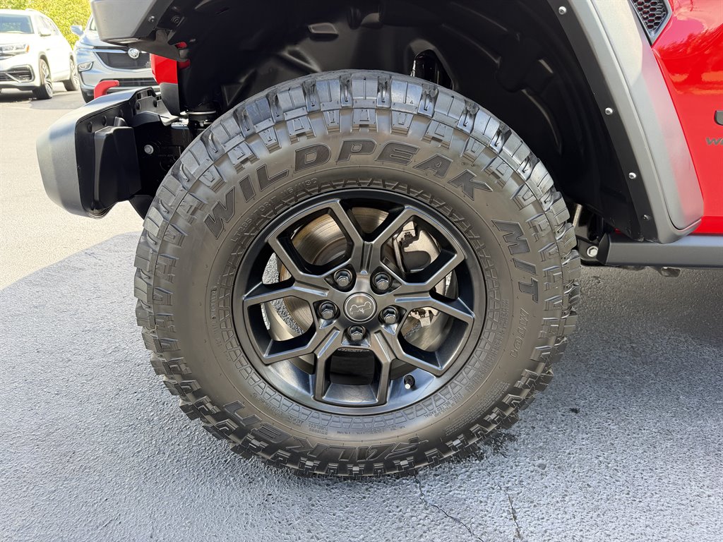 2025 Jeep Wrangler - $34,000