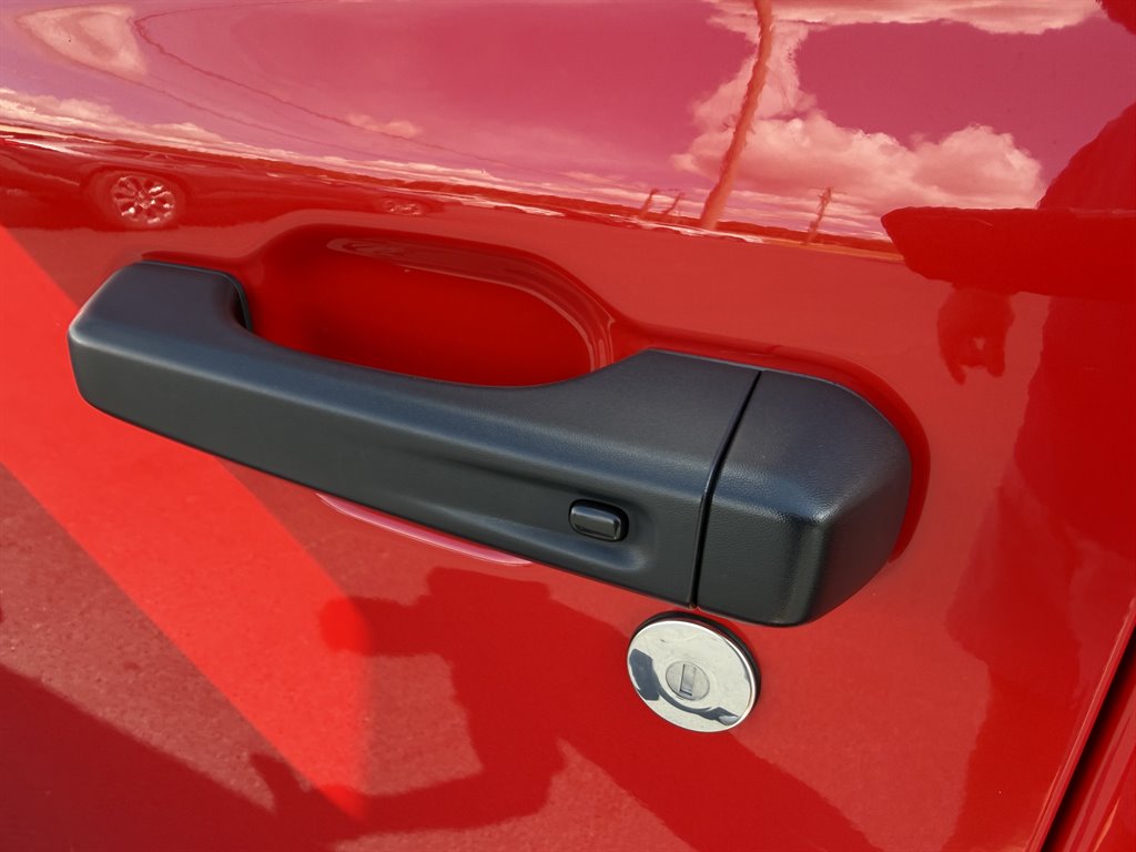 2025 Jeep Wrangler - $34,000