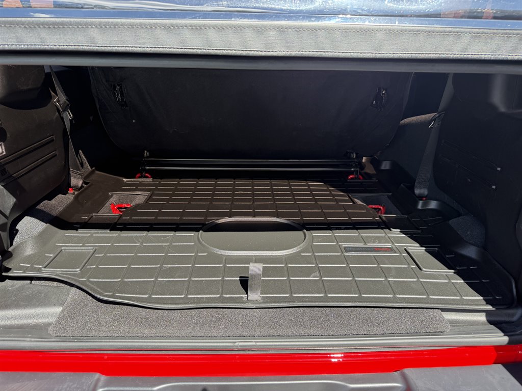 2025 Jeep Wrangler - $34,000