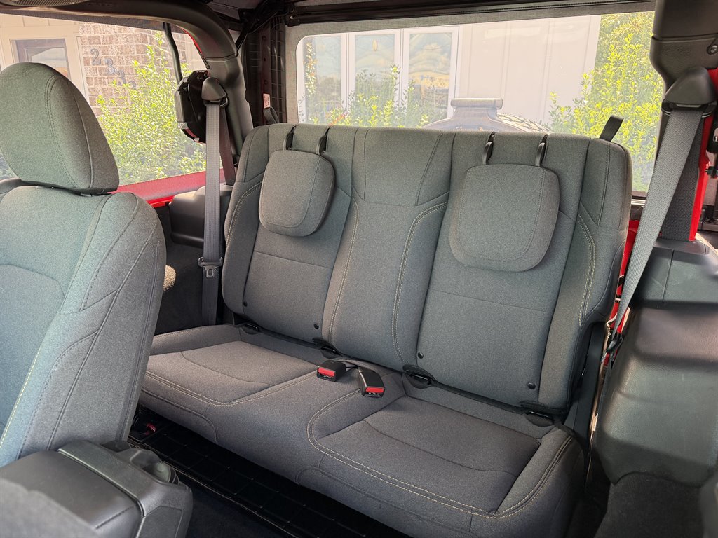 2025 Jeep Wrangler - $34,000