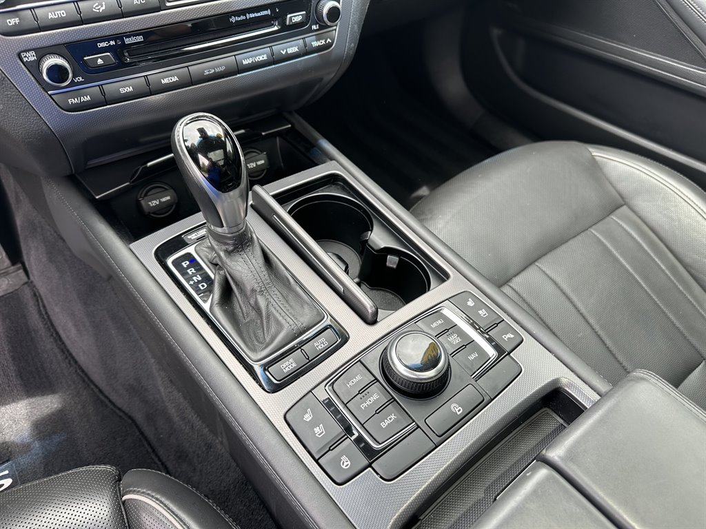 2016 Hyundai Genesis - $17,950