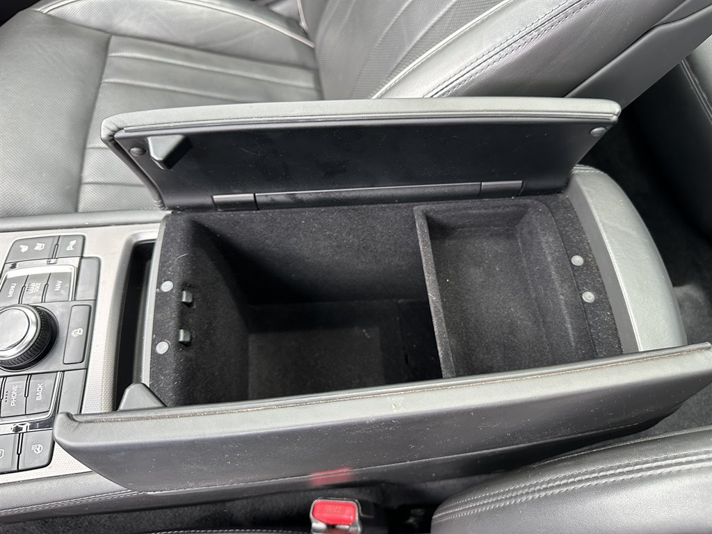 2016 Hyundai Genesis - $17,950