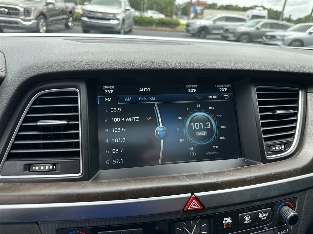 2016 Hyundai Genesis - $17,950
